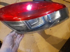 Renault Megane Mk3 2010Coupe N/S Passenger Rear Tail Light Lamp 89319631 BROKEN 