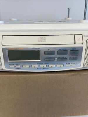 Sony ICF-CD513 Mega Bass FM/AM CD Clock Radio Under Cabinet Work