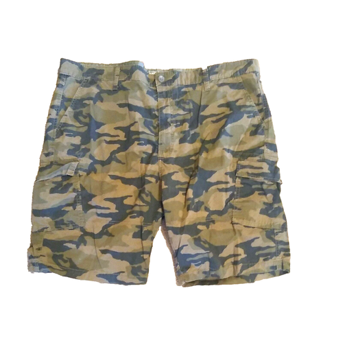 Levi's Signature Cargo Camo Shorts Men's 44 EUC inseam: 10.5 lightweight 6 pkt