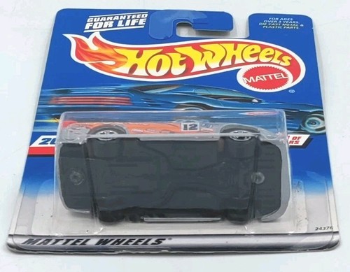 Hot Wheels 2000 First Editions Holden Silver 21/36 #081 1:64 Diecast MOC - Picture 3 of 4
