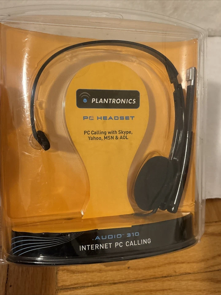 Plantronics Audio 320 Multimedia Headset NEW IN BOX FREE SHIPPING - Image 3 of 4