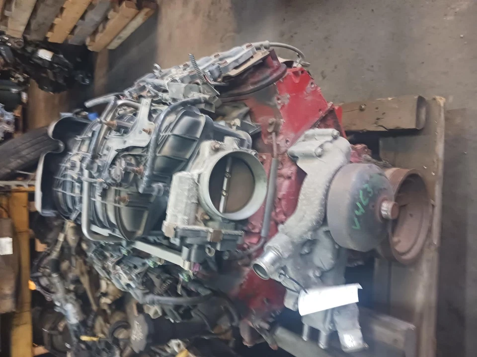 Used Engine Assembly fits: 2009 Chevrolet Silverado 2500 pickup 6.0L VI Foto 2 de 4