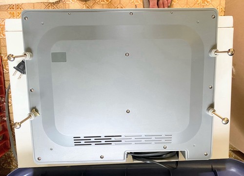 RCA SPS3600 Under The Cabinet CD Radio AM/FM Space Saver - 14.75L x 11W x 2.5H - Picture 4 of 5