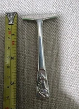 RARE VINTAGE GRENADIER ENGLAND PETER 🐇 SILVERPLATED BABY FOOD PUSHER👶