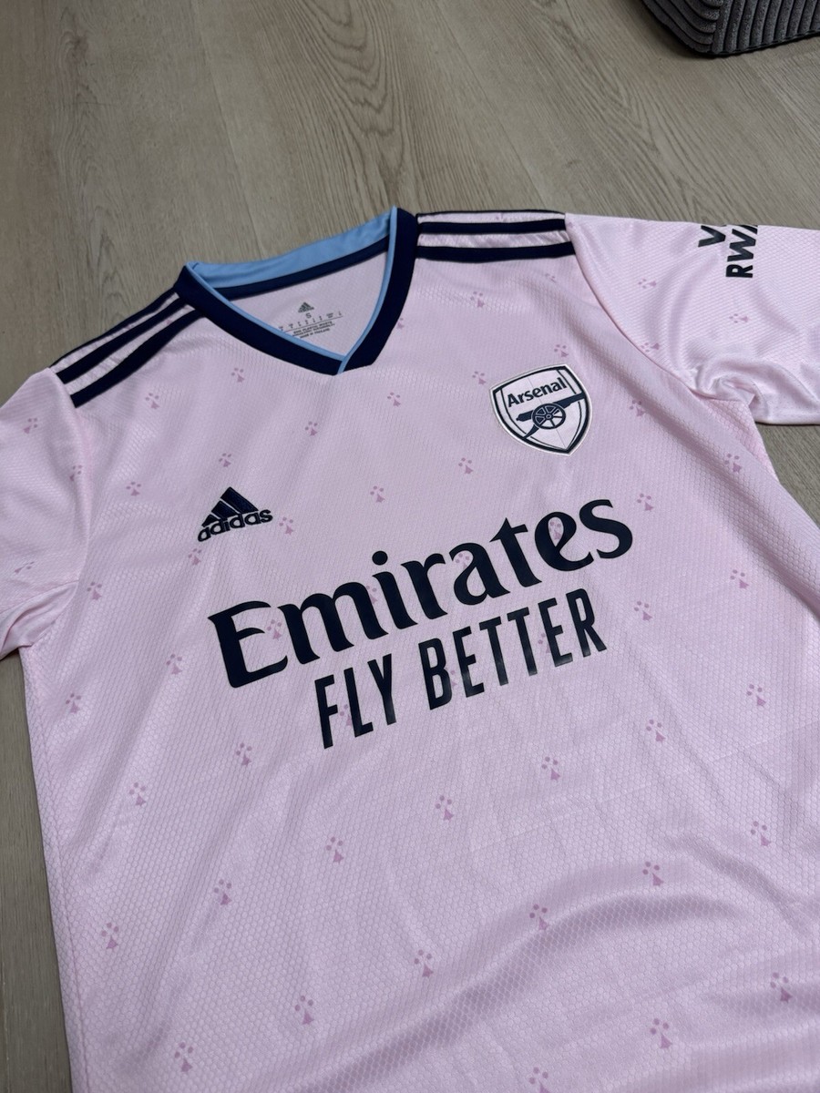 Emirates Fly Better T Shirt Pink Size SMALL | eBay
