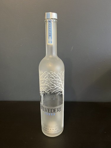 Empty Bottle Belvedere Vodka crafts Frosted Glass, 1.75 L 45cm - Picture 3 of 3