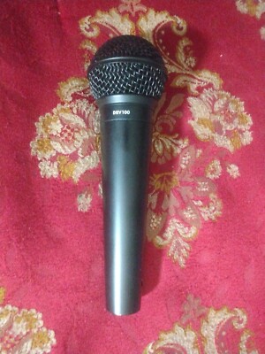 Digital Reference DRV100 Dynamic Cardioid Handheld Microphone