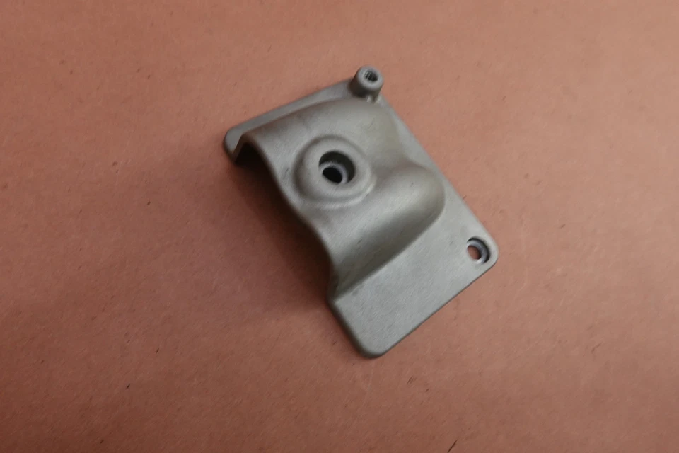 Cubierta de línea de aceite de motor Harley Dyna Super Glide FXD 2000-2005 Foto 3 de 4