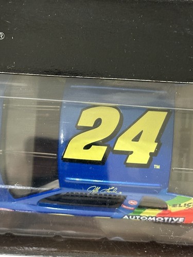 Jeff Gordon DuPont Revell Racing 1996 Edition 1/24 Scale NASCAR Diecast New - Picture 6 of 22