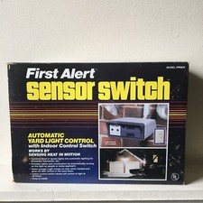 First Alert Sensor Switch PIR850- Automatic L...