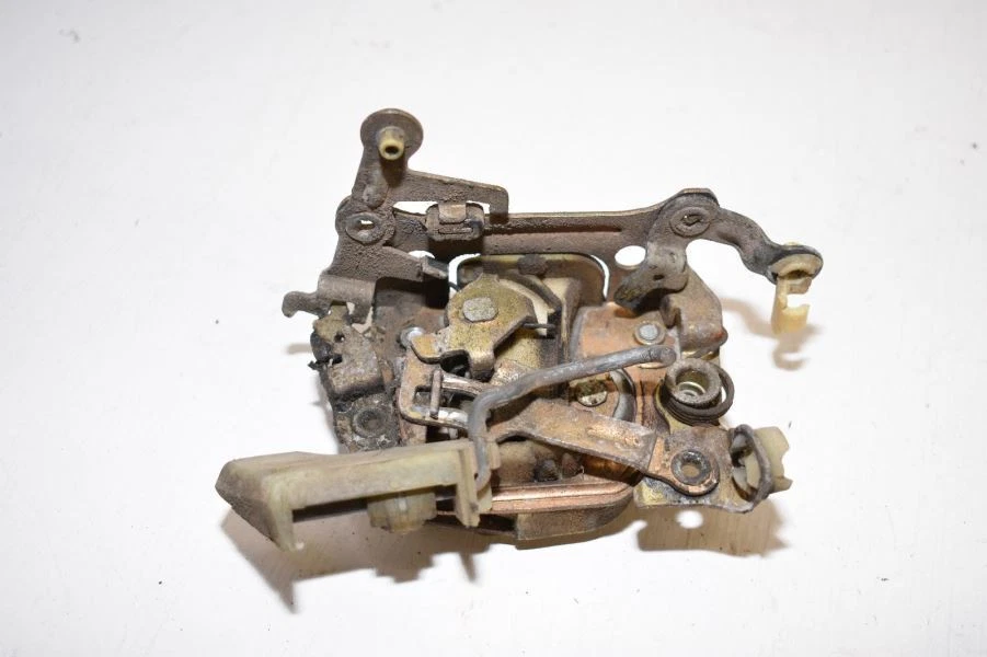 1993-1995 NISSAN PICKUP TRUCK 2.4L KA24E MT DRIVER LEFT DOOR LOCK ACTUATOR OEM - Image 2 of 4