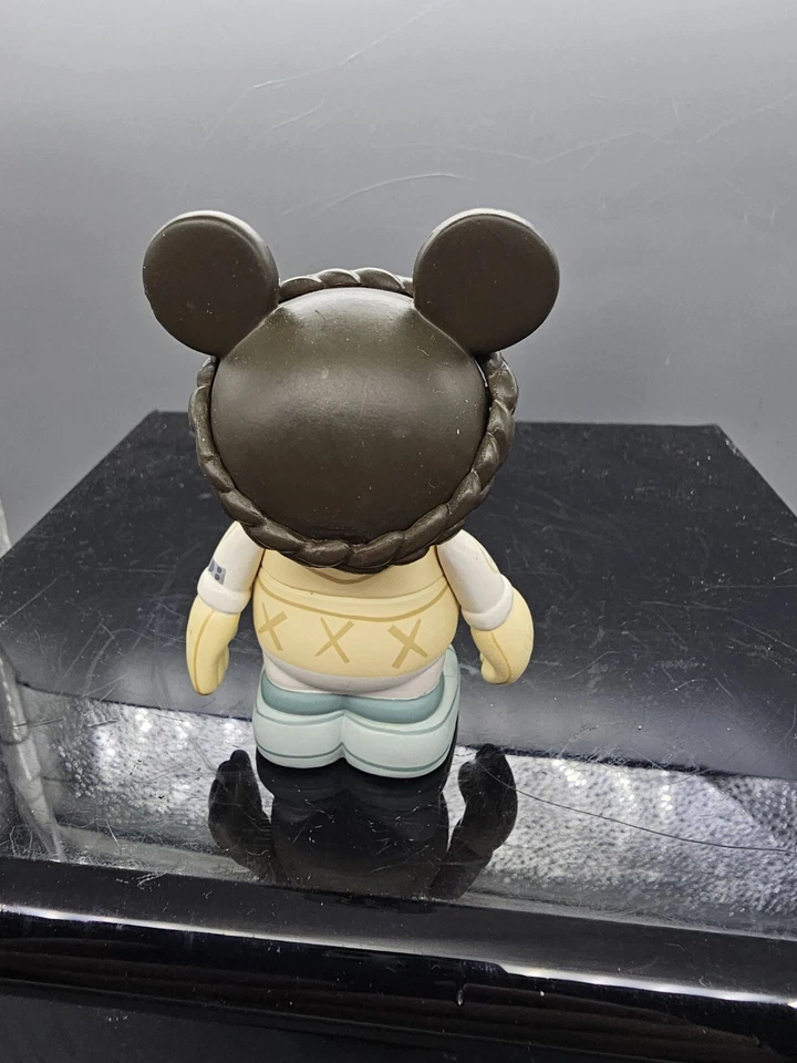 Figura Vinylmation Star Wars Series Parques Disney 3" Han Solo Princesa Leia Masticable Foto 3 de 4