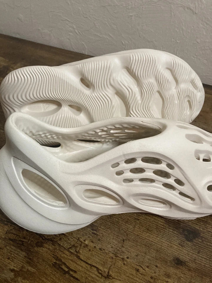 Adidas Yeezy Foam Runner RNNR Ararat Foamrunner para hombre talla 10 Foto 4 de 4