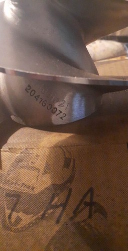 refurbished Seadoo prop impeller drive 271001021 in skat-trak box loc 1245 - Picture 2 of 4