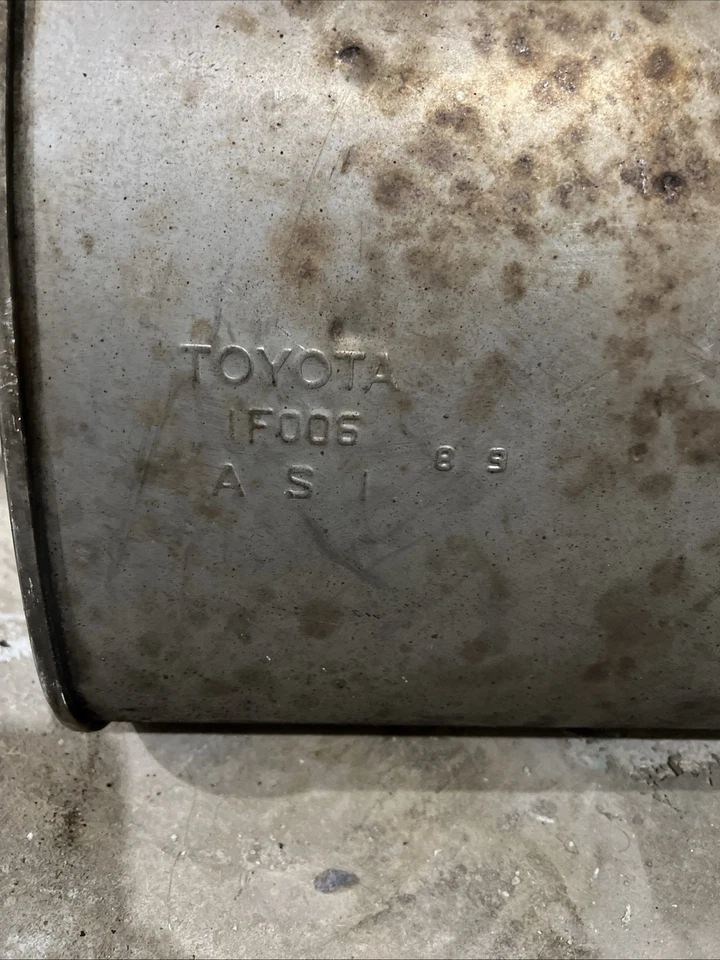2019-2024 Toyota Camry XSE Right Passenger Side Exhaust System Rear Muffler OEM - Image 2 of 4