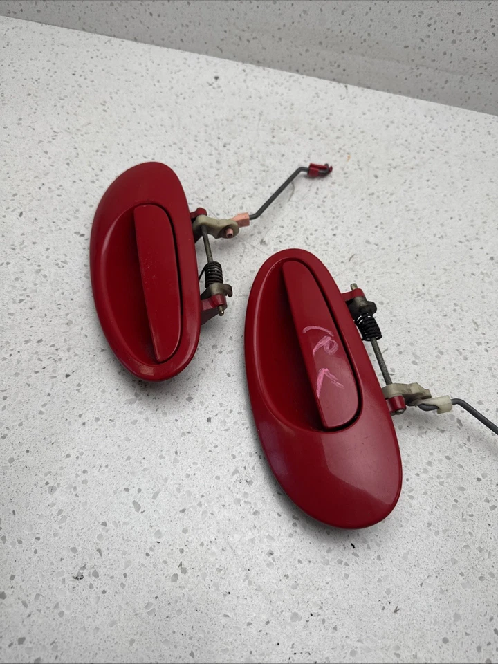 2005 Dodge NEON SXT Left&Right  Rear Outside Door Handle Pair - Image 3 of 4