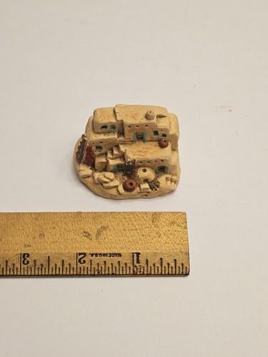 Handgefertigte indianische Keramik Miniatur Haus Teissedre - Bild 8 von 10
