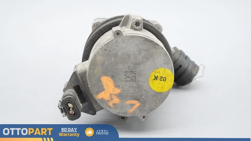 Bomba de agua de circulación auxiliar Porsche Cayenne S Hybrid 2011-2018 OEM7P0965567 Foto 4 de 4