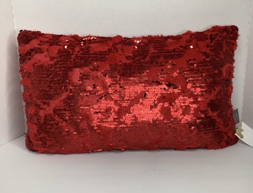 NWT Aviva Stanoff Red 2 Sequin Decorative Pillows - Picture 5 of 8
