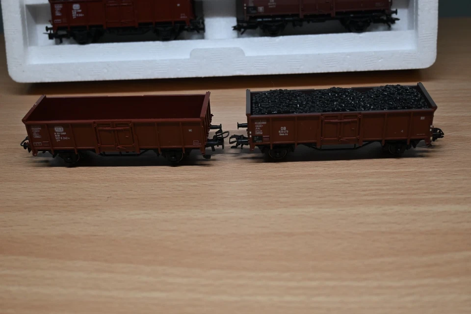 Marklin 46021 HO Scale - "The Young DB" Car Set with Six High Side Gondolas - Image 3 of 4