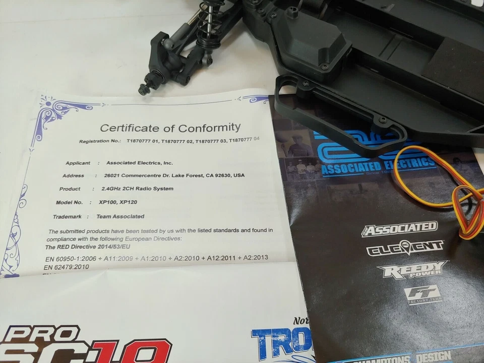 NEW: Team Associated Pro2 SC10 1/10 2WD Short Course Truck Roller Slider w/Servo - Image 2 of 4