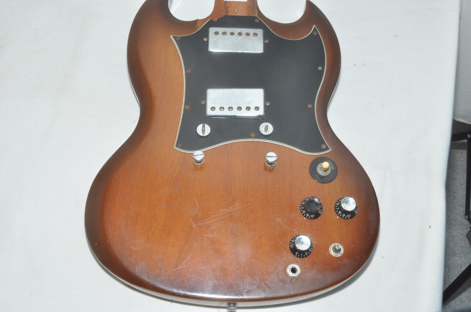 Picture 3 of 11