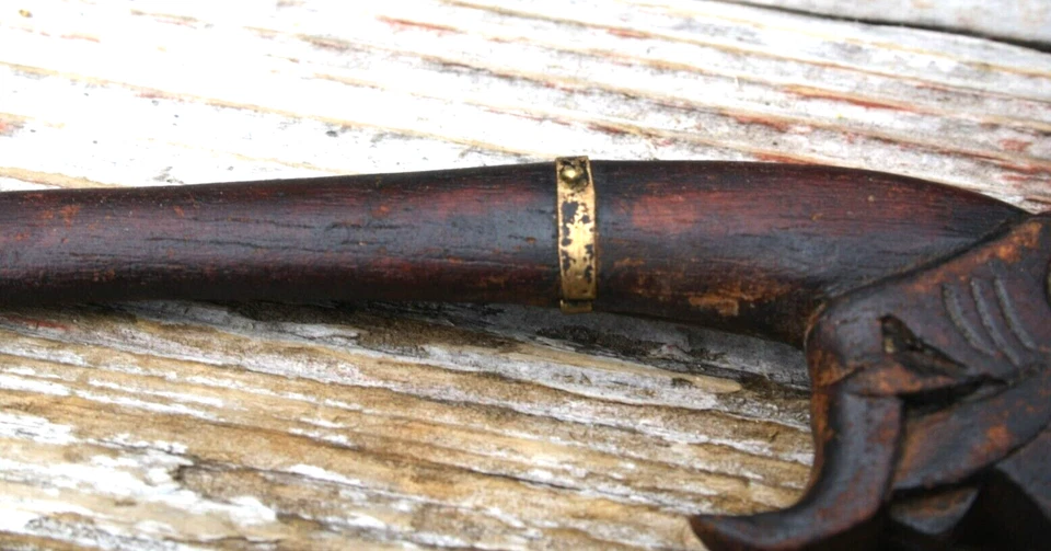 Antique Hand Carved Wooden Dragon Opium Snuff Tobacco Stir Stick Thailand Foto 3 de 4