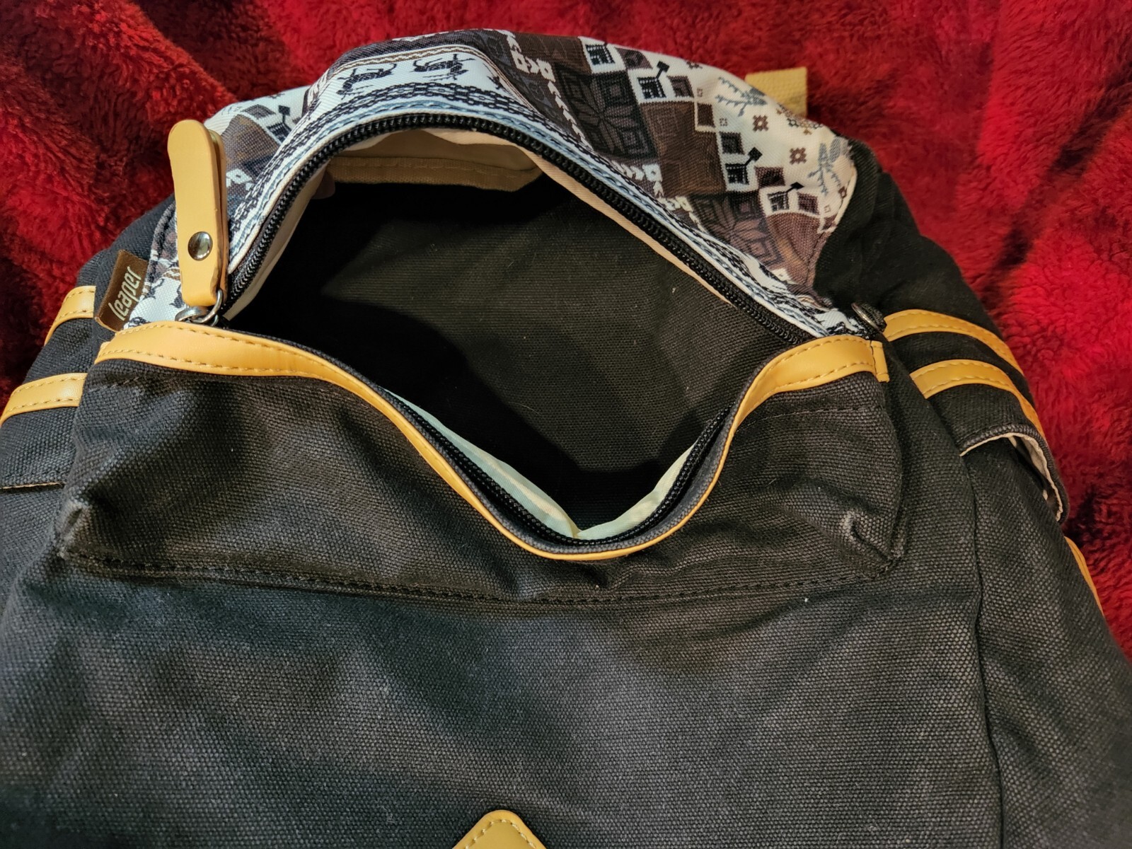 LEAPER Deer Chevron Pattern School Bag Backpack Daypack