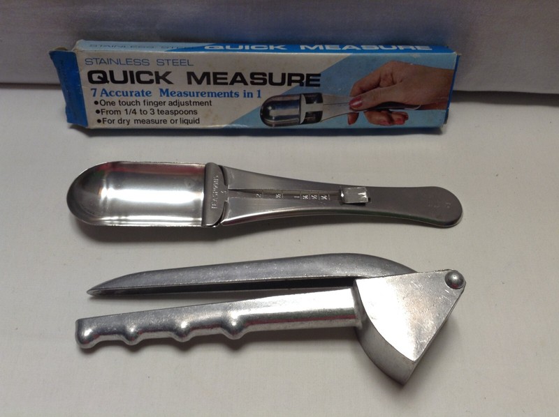 Vintage Kitchen Garlic Press & Quick Measure Tool