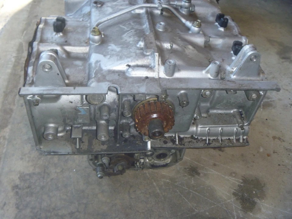 Motor de extremo inferior OEM 84-87 Honda GL1200 SEi Goldwing Aspencade con cilindros + Foto 4 de 4