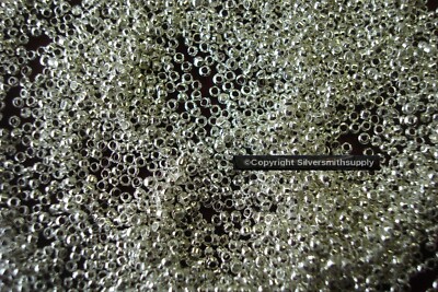 Silver pl brass 1x1.5mm round very small crimp beads 500 piece lot FPS114