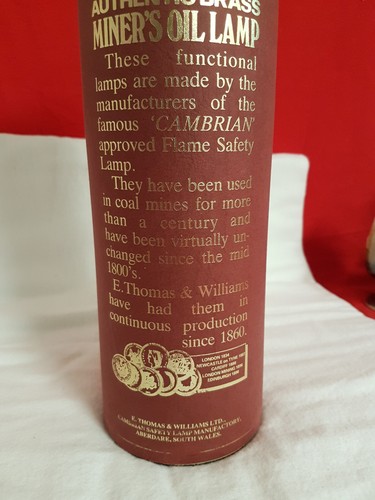 E Thomas and Williams Cambrian Brass Miners Oil Safety Lamp. #278572 20 Yr Award - Bild 5 von 24
