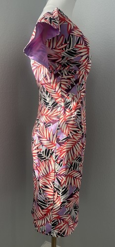 GUESS Flirty Hawaiian Print Purple Red Ruffle Sleeve Bodycon Dress Size XS - 第 4/6 張圖片