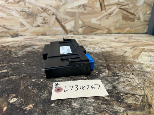 BMW 2011-2017 F25 X3 BODY JUNCTION BOX MODULE OEM 9267534 - Picture 4 of 7