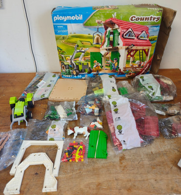 Playmobil 70887 Country Life Bauernhof / Heuboden Traktor Set Verpackung beschädigt