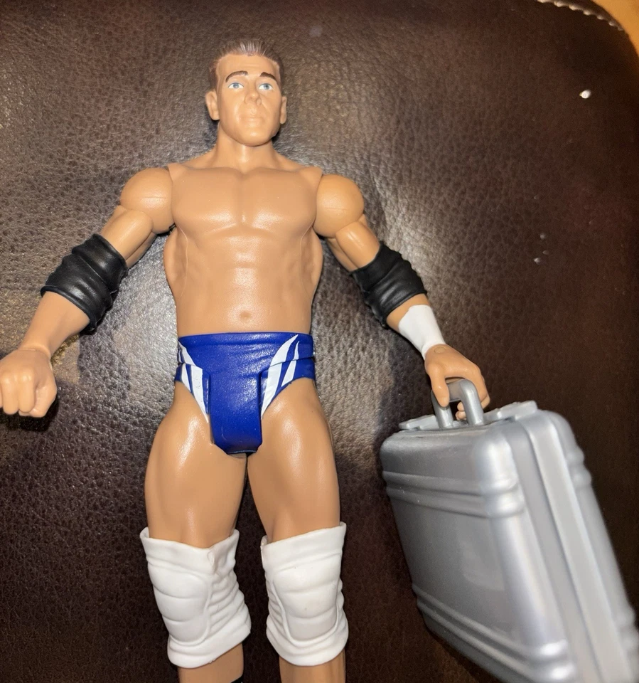 WWE MATTEL ALEX RILEY BATTLE PACK 13 WWF Wrestling Action Figure Blue White - Image 2 of 3