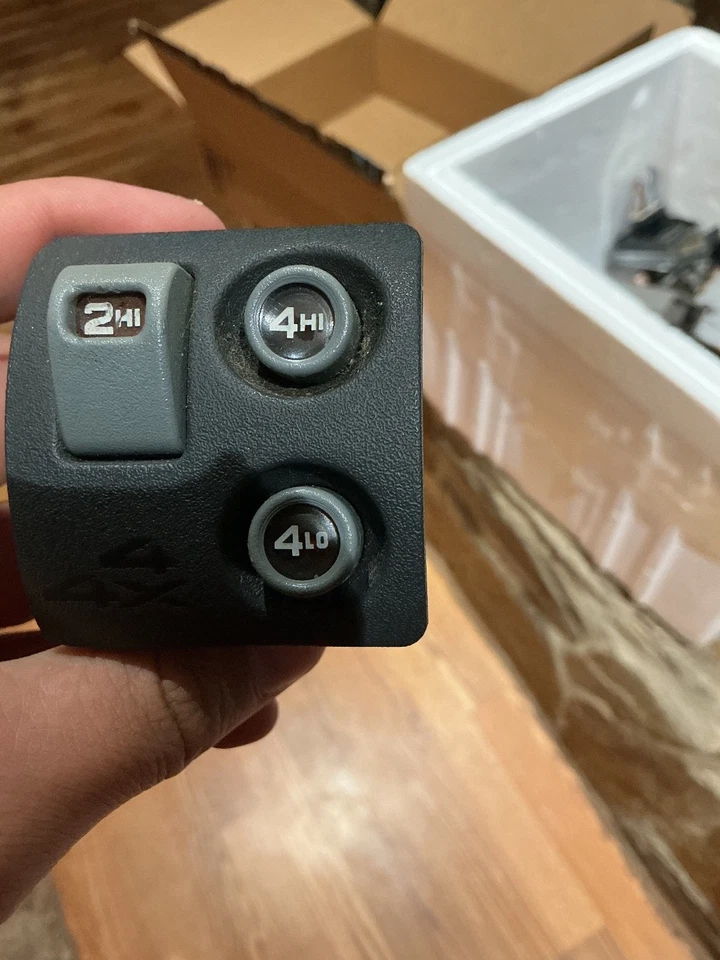 Dorman 901-059 Four Wheel Drive Selector Switch fits Chevy S10 GMC Sonoma - Image 3 of 4
