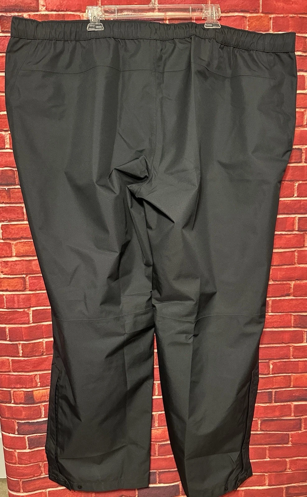 Under Armour UA Stormproof Lined Rain Pants Black Loose Fit Mens 4XLT NWT $130
Opens in a new window