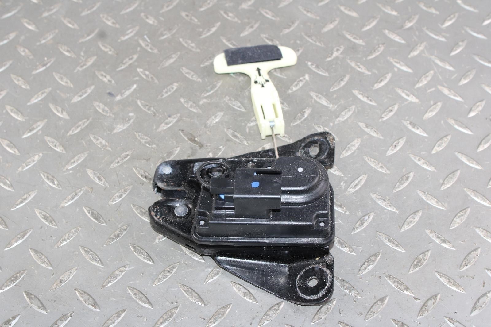 Maserati Ghibli 2014-2020 Rear Trunk emergency release