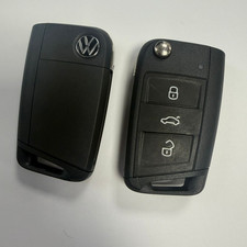 Volkswagen flip key fob 3 button remote GENUINE OEM MQB49 5C 5G6959752DQ
