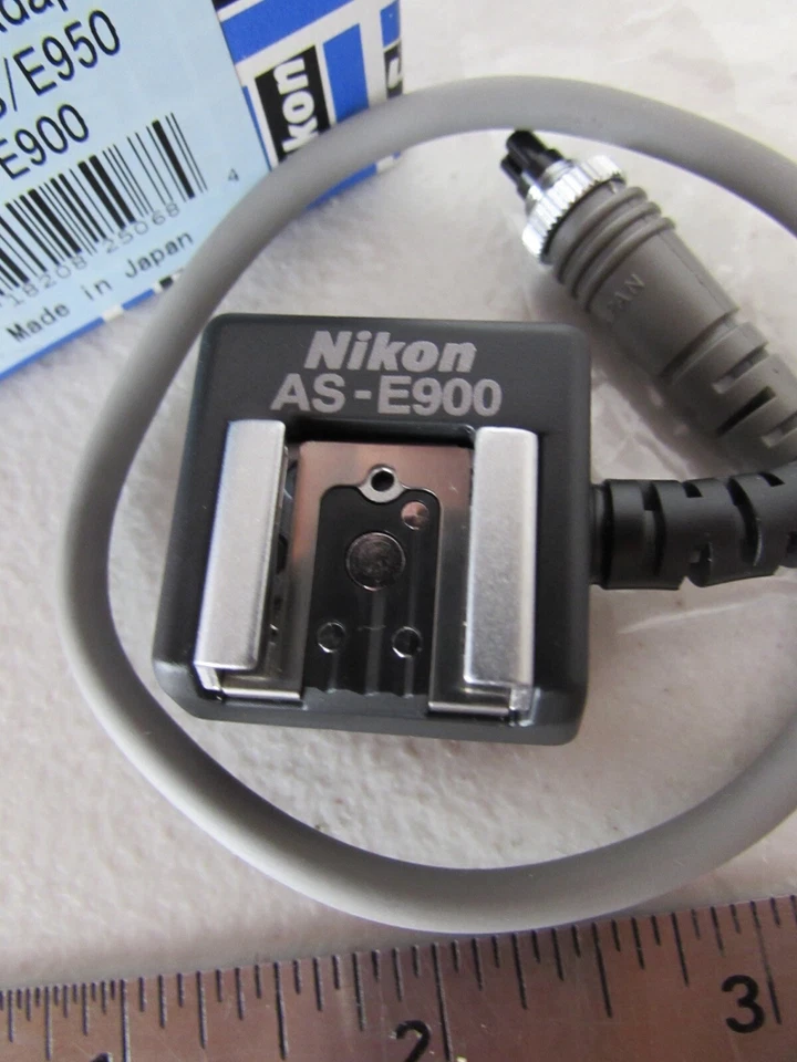 NIKON Camera Multi-Flash Adapter for E900S/E950 AS-E900 Made in Japan - Image 2 of 4
