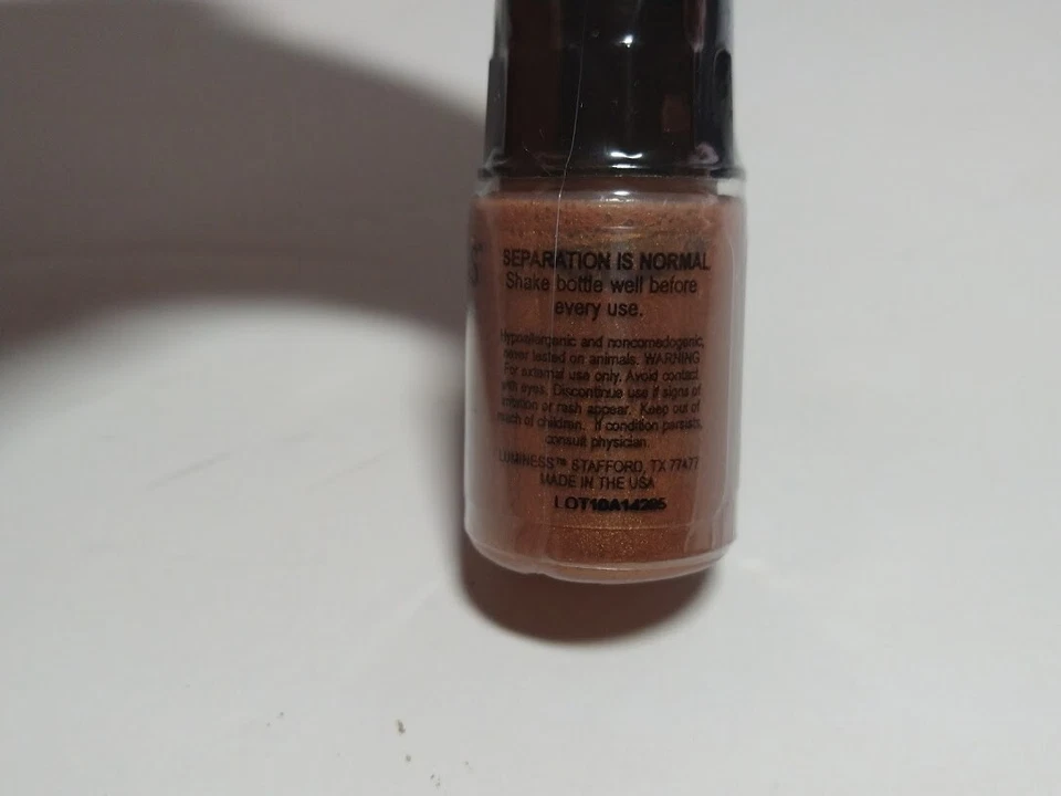 Maquillaje con aerógrafo LUMINESS serie sombra de ojos tono 28  Foto 4 de 4