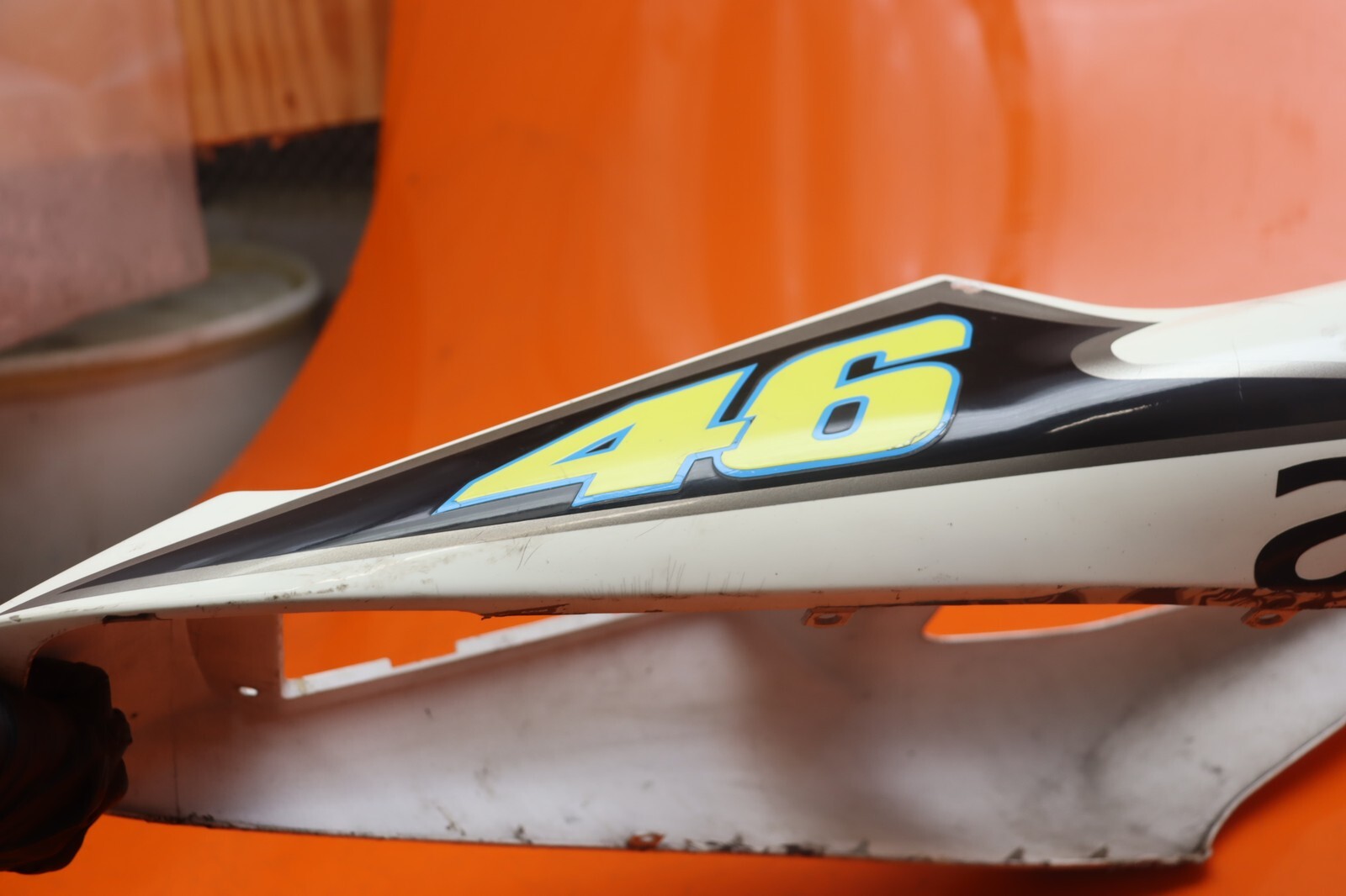 1999-2002 YAMAHA YZF R6 ZXMT REAR BACK TAIL FAIRING COWL SHROUD