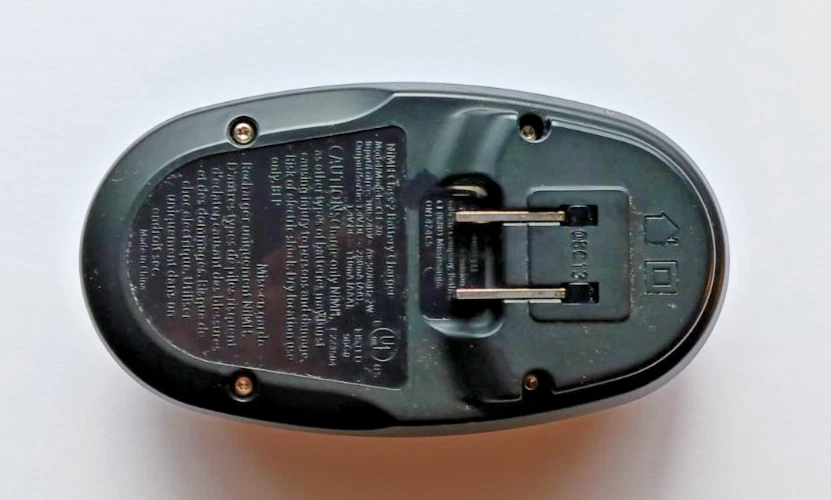 Cargador de batería Duracell CEF-20 NiMH para pilas AA, AAA pieza Duracell genuina Foto 3 de 4