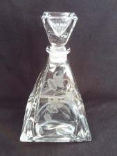SIGNED BEAUTIFUL GLASS SCENT PERFUME BOTTLE WITH ENGRAVED FLORAL DESIGN . M3847