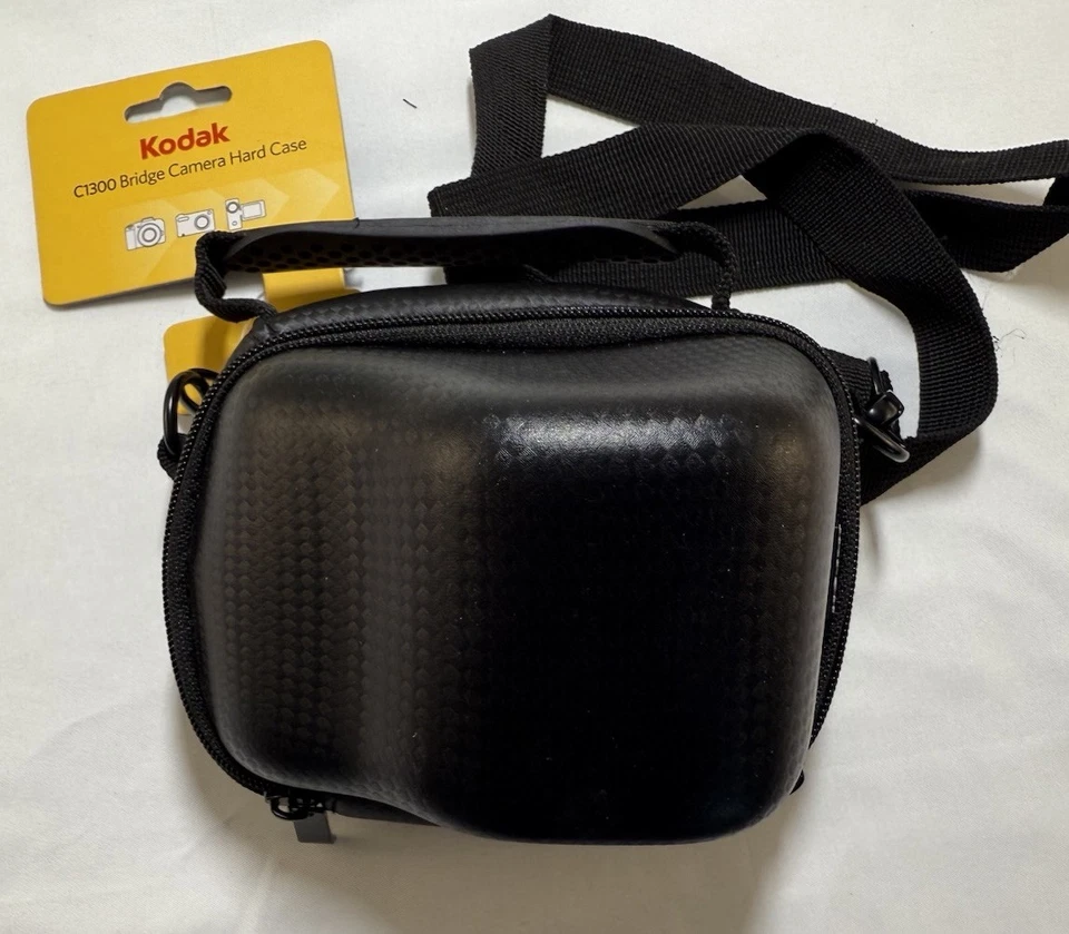Black Kodak C1300 Bridge Camera Hard Case New With Tags - Wide Shoulder Strap - Image 2 of 3