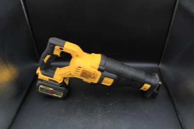 DeWalt DCS389 60v FLEXVOLT Brushless Reciprocating Saw *Broken For Parts*
