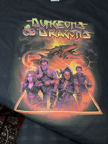 Dungeons & Dragons 2021 Crew T-Shirt Größe L schwarz - sehr selten Sammlerstück - - Bild 1 von 14
