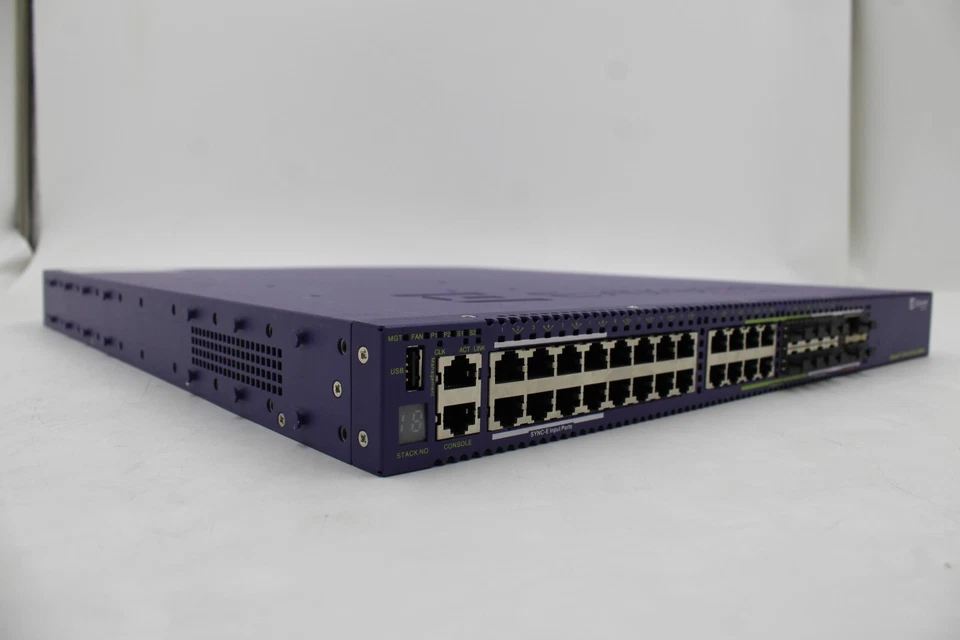 Extreme Networks Summit X460-G2-24P-10GE4-Base Advanced Aggregation Switch - Image 2 of 4