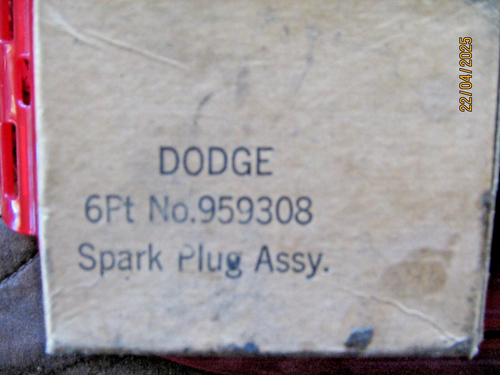 6 New Vintage Auto-Lite BH4 Spark Plugs in original box - 第 2/4 張圖片